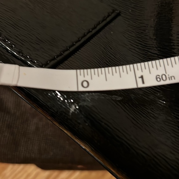 Kate Spade Cedar Street Patent Small Pearl Hand Bag - Picture 15 of 15